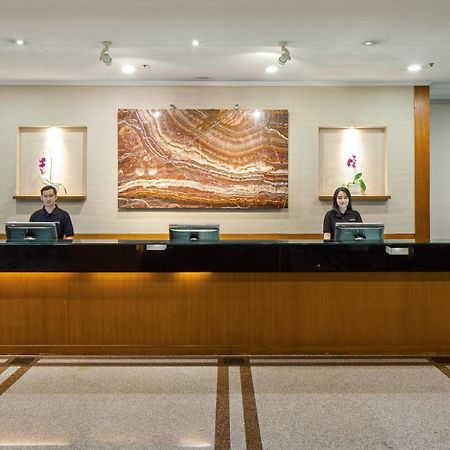 Artotel Gelora Senayan Джакарта Екстер'єр фото