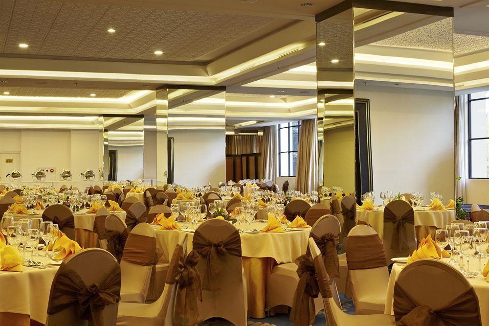 Artotel Gelora Senayan Джакарта Екстер'єр фото